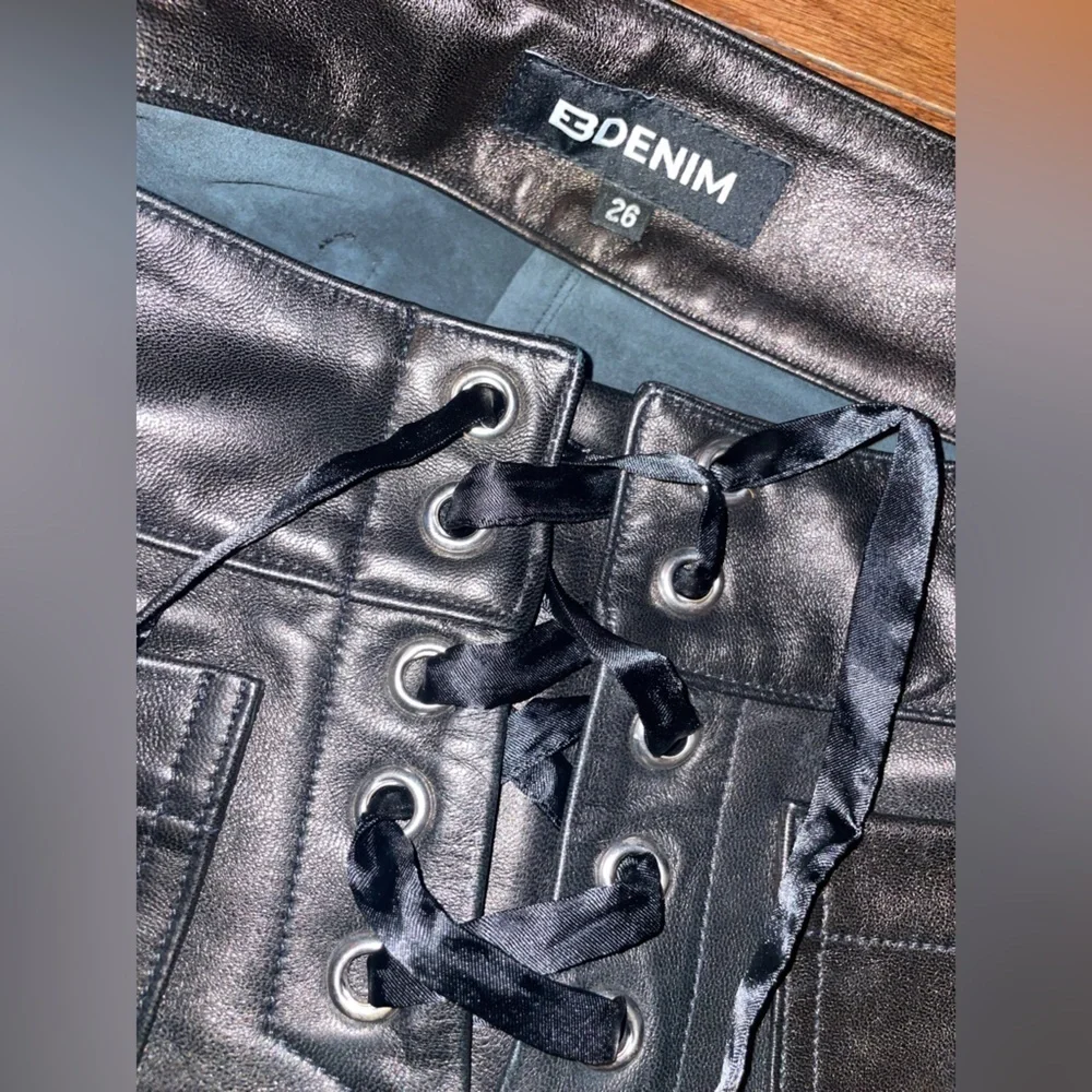 New! EB Denim Leather Black Micro Hottie Y2K
Lace Up Shorts ❤️🔥 Size 26 NWT! - Picture 15 of 15